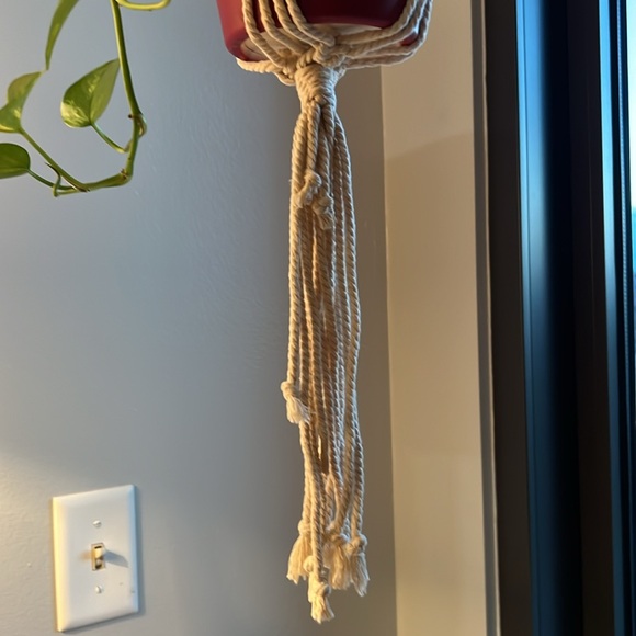 Beaded Macrame plant hanger - Picture 3 of 3